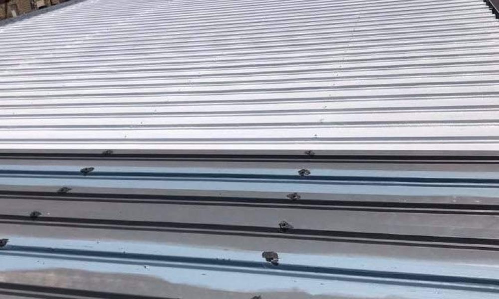 ACRYLIC ROOF COATING - CONTRACTOR IN FORT WAYNE